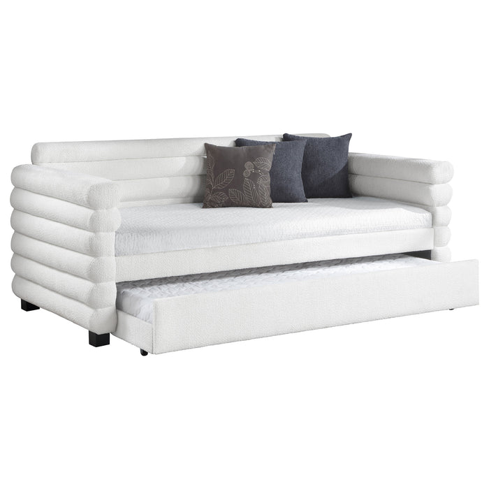 Patricia Daybed