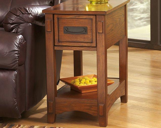 Breegin Chairside End Table - Home Discount Furniture - NJ-linden