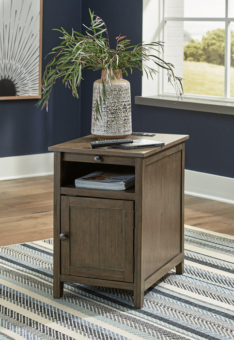 Treytown Chairside End Table